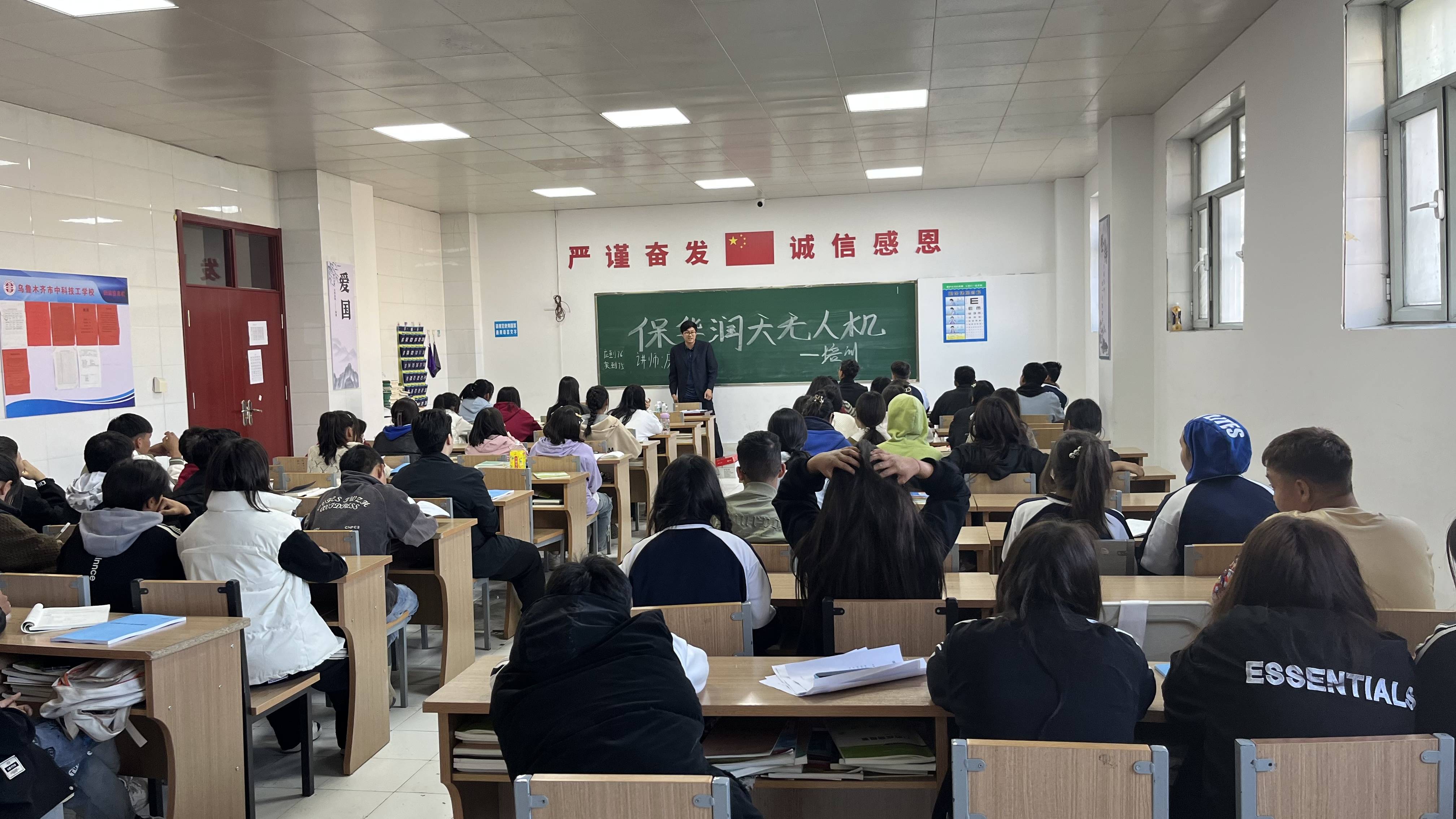 &#24320;&#20113;&#25163;&#26426;&#31449;&#20837;&#21475;&#45;&#24320;&#20113;&#40;&#20013;&#22269;&#41;